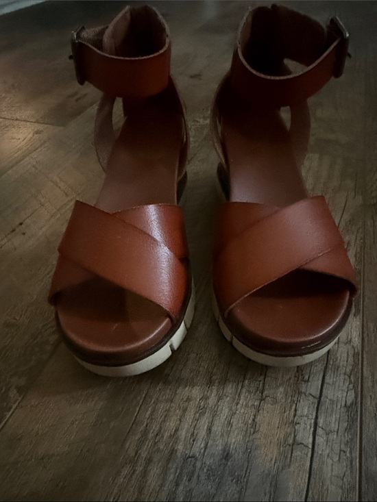 MIA Shoes - MIA Brown Leather Ankle-Strap Platform Sandals - Women Size 6
